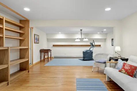 84 Cuttyhunk Avenue Vineyard Haven MA 02568