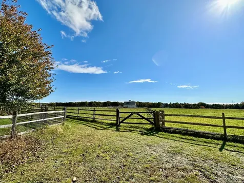 248 Pond Road West Tisbury MA 02575