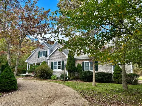 248 Pond Road West Tisbury MA 02575