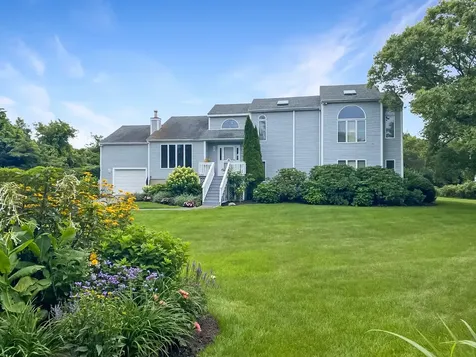 11 Plains Court Edgartown MA 02539