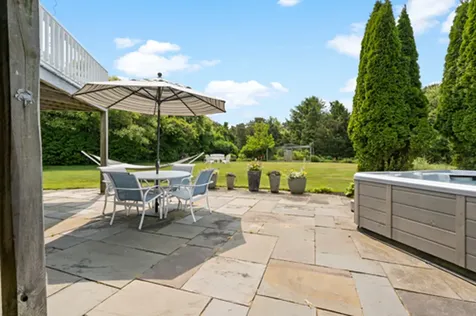 11 Plains Court Edgartown MA 02539