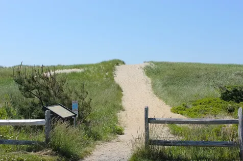 11 Plains Court Edgartown MA 02539