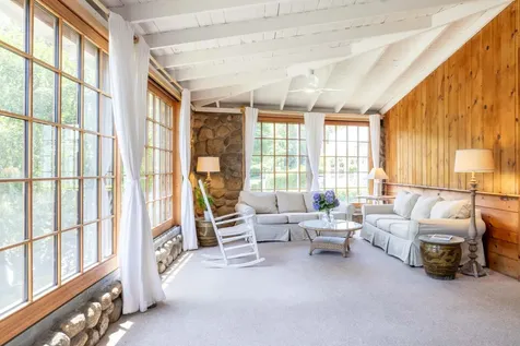 324 Main Street Vineyard Haven MA 02568