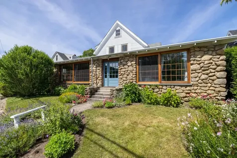 324 Main Street Vineyard Haven MA 02568