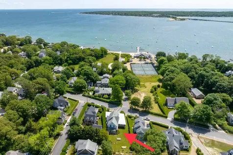 324 Main Street Vineyard Haven MA 02568