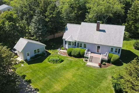 83 Wing Road Oak Bluffs MA 02557