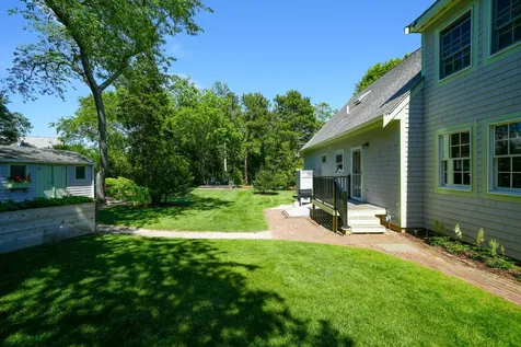 83 Wing Road Oak Bluffs MA 02557
