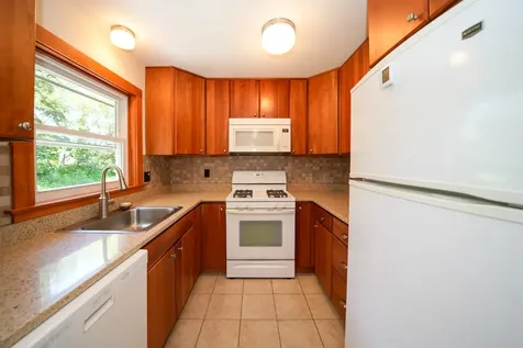 83 Wing Road Oak Bluffs MA 02557
