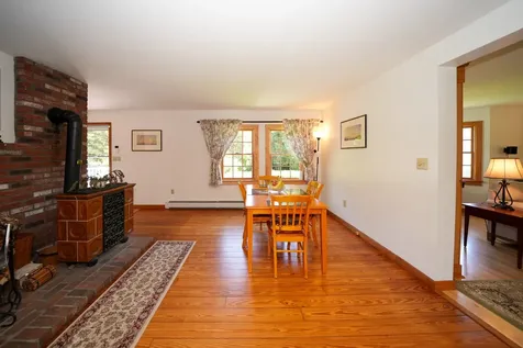 83 Wing Road Oak Bluffs MA 02557