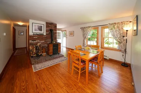 83 Wing Road Oak Bluffs MA 02557