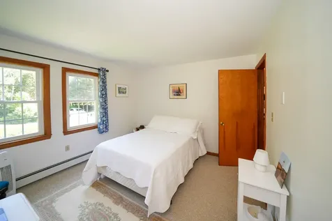 83 Wing Road Oak Bluffs MA 02557