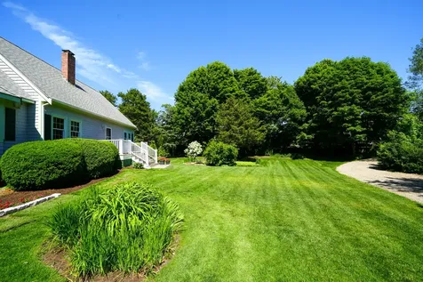 83 Wing Road Oak Bluffs MA 02557