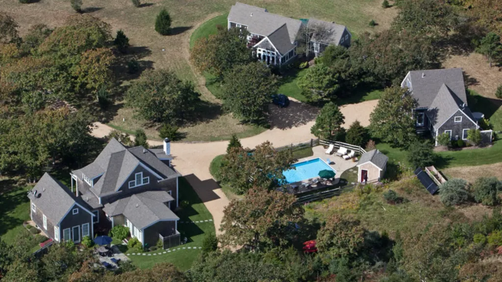 23 Jennie Lane Edgartown MA 02539
