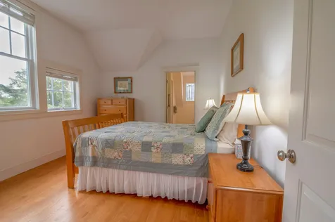 23 Jennie Lane Edgartown MA 02539