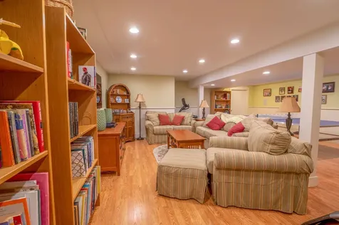 23 Jennie Lane Edgartown MA 02539