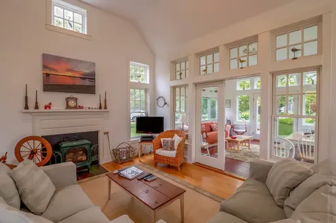 23 Jennie Lane Edgartown MA 02539