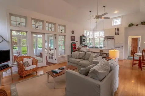 23 Jennie Lane Edgartown MA 02539