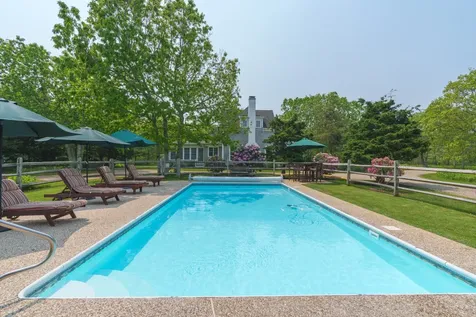 23 Jennie Lane Edgartown MA 02539