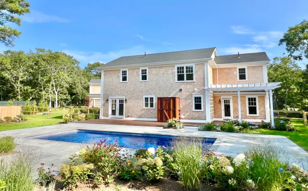 9 Hollow Way Edgartown MA 02539