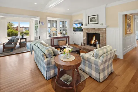 103 Main Street Vineyard Haven MA 02568