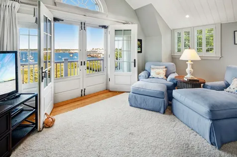 103 Main Street Vineyard Haven MA 02568