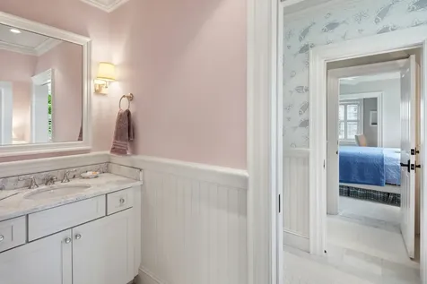 103 Main Street Vineyard Haven MA 02568