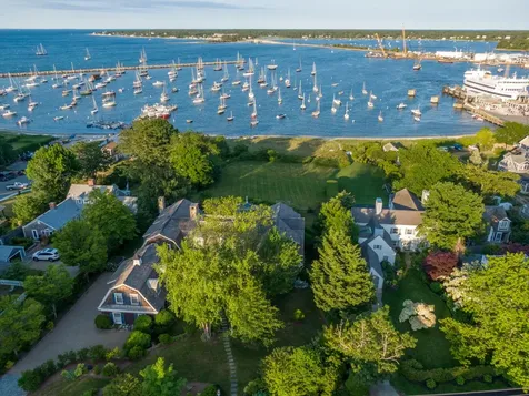103 Main Street Vineyard Haven MA 02568