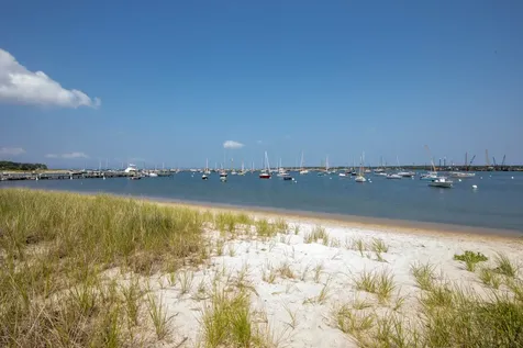 103 Main Street Vineyard Haven MA 02568