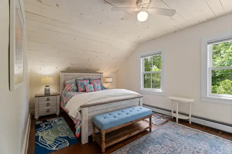 33 Summer Street Vineyard Haven MA 02568