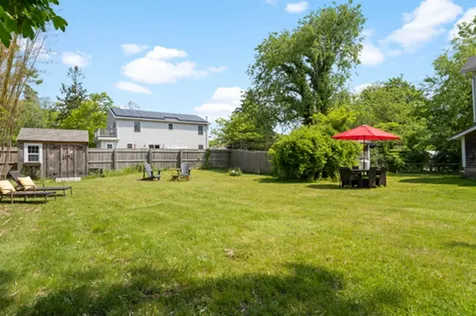 33 Summer Street Vineyard Haven MA 02568