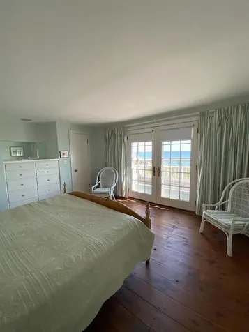 15 Mill Square Oak Bluffs MA 02557