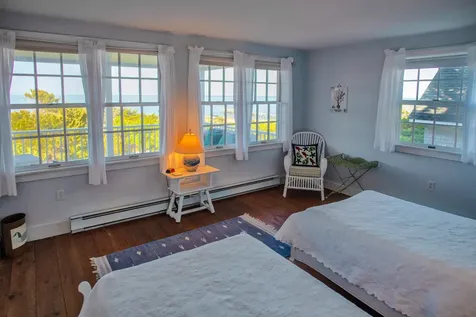 15 Mill Square Oak Bluffs MA 02557