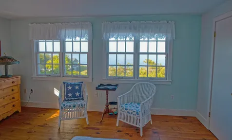 15 Mill Square Oak Bluffs MA 02557