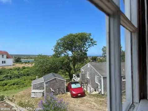 10 Mollys Way Chilmark MA 02535