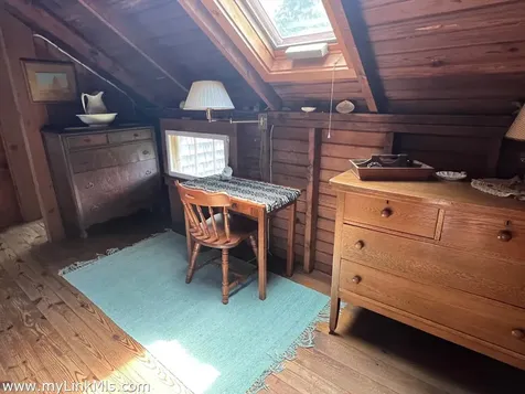 10 Mollys Way Chilmark MA 02535