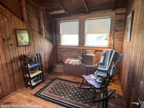 10 Mollys Way Chilmark MA 02535