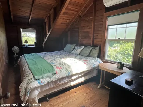 10 Mollys Way Chilmark MA 02535