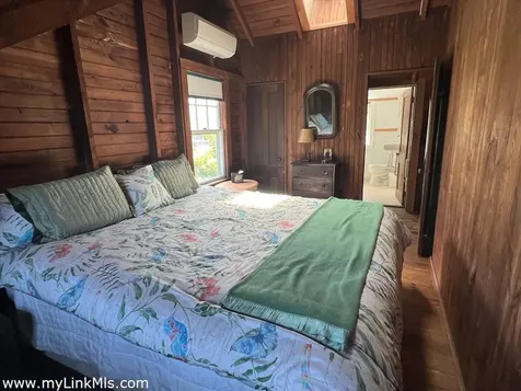 10 Mollys Way Chilmark MA 02535