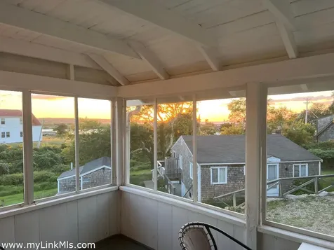 10 Mollys Way Chilmark MA 02535