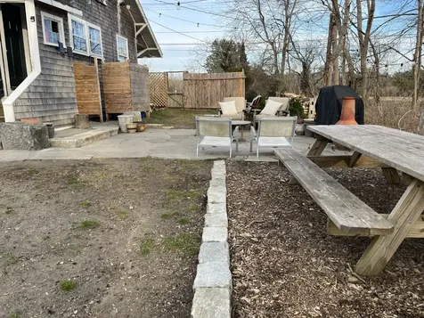 1081 State Road West Tisbury MA 02575