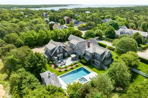 2 Field Club Drive Edgartown MA 02539