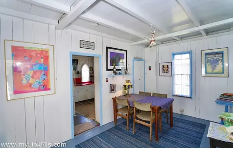 9 Brunswick Avenue Oak Bluffs MA 02557