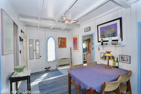 9 Brunswick Avenue Oak Bluffs MA 02557