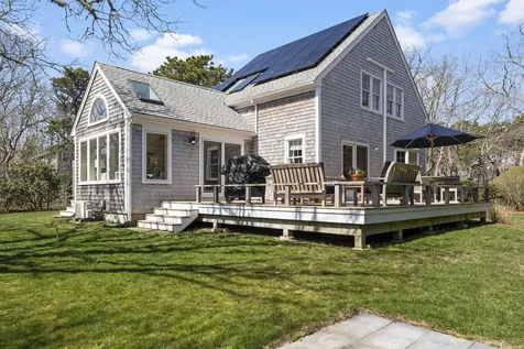 5 Marsh Hawk Circle Edgartown MA 02539