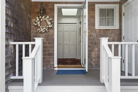 5 Marsh Hawk Circle Edgartown MA 02539