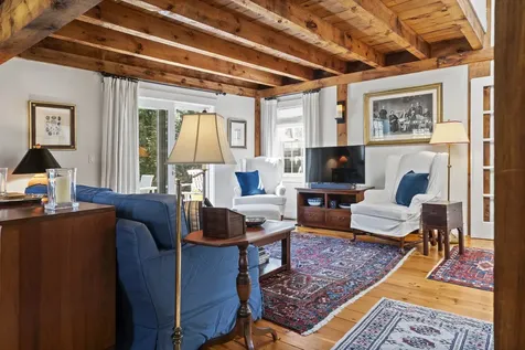 5 Marsh Hawk Circle Edgartown MA 02539