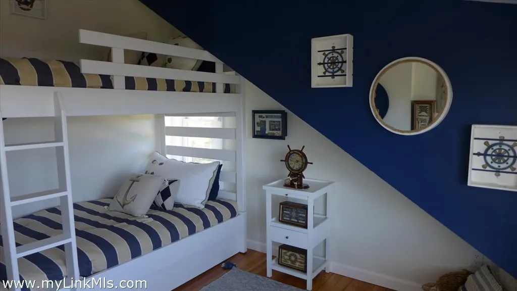 34 Windemere Road Oak Bluffs MA 02557