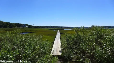 34 Windemere Road Oak Bluffs MA 02557