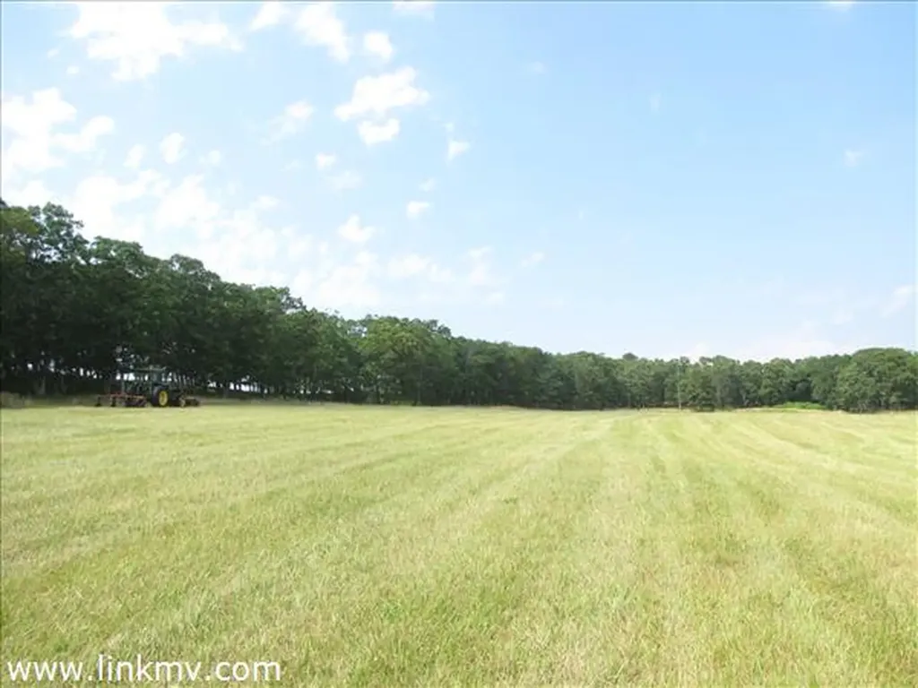 5 Huseby Mountain Road West Tisbury MA 02575