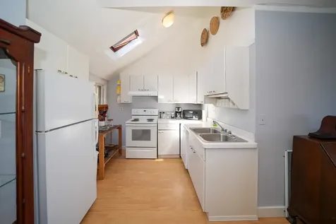 61 Ocean Avenue Oak Bluffs MA 02557